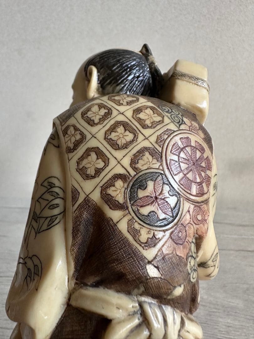 昭和レトロ 和風置物 細密彫刻 樹脂製 骨董品 アンティーク