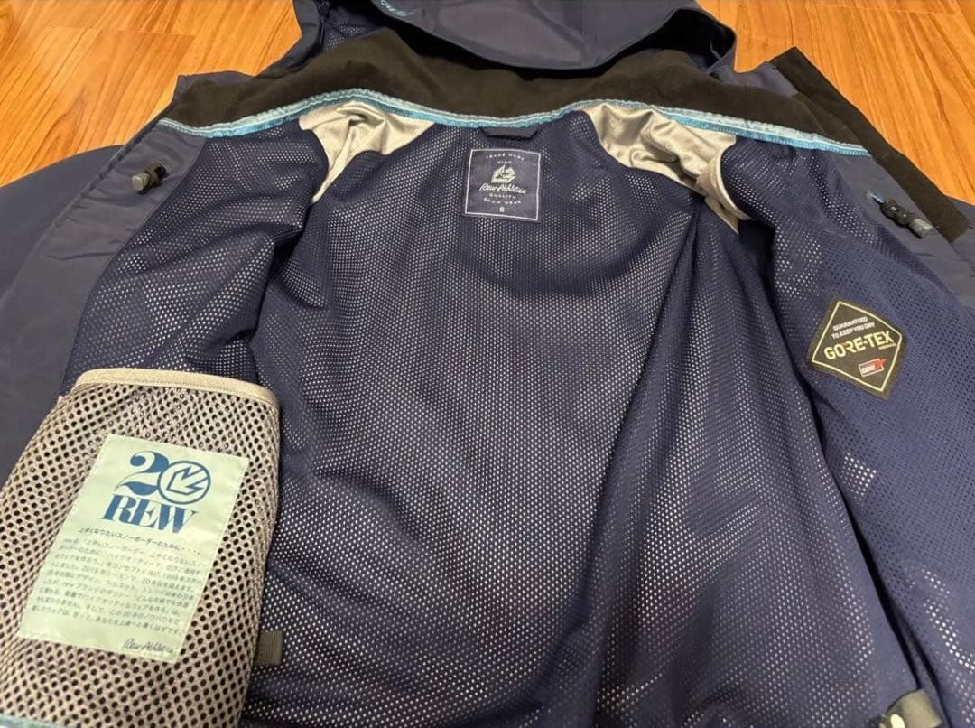 美品 REW GORE-TAXスノーボードウェア Sサイズ