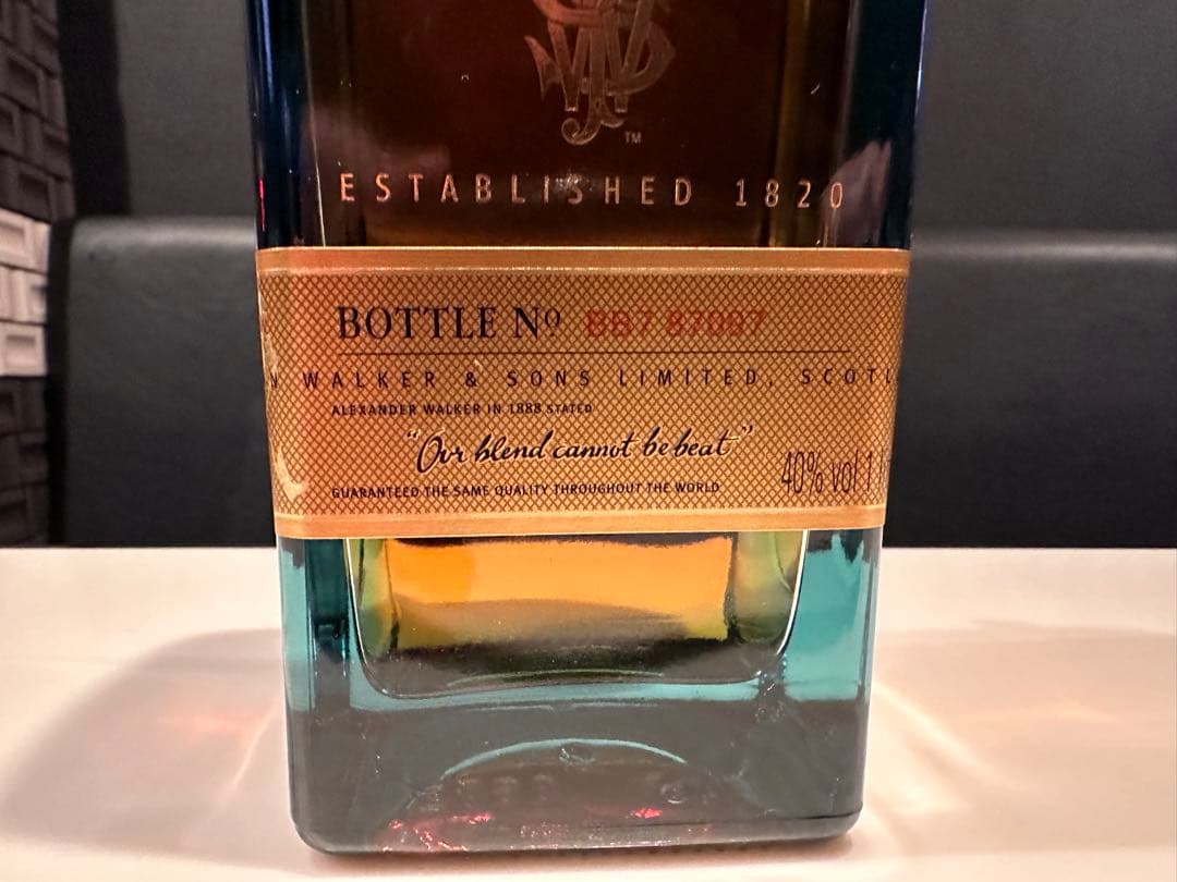 ジョニーウォーカー ブルーラベル 1000ml 40% 箱付き