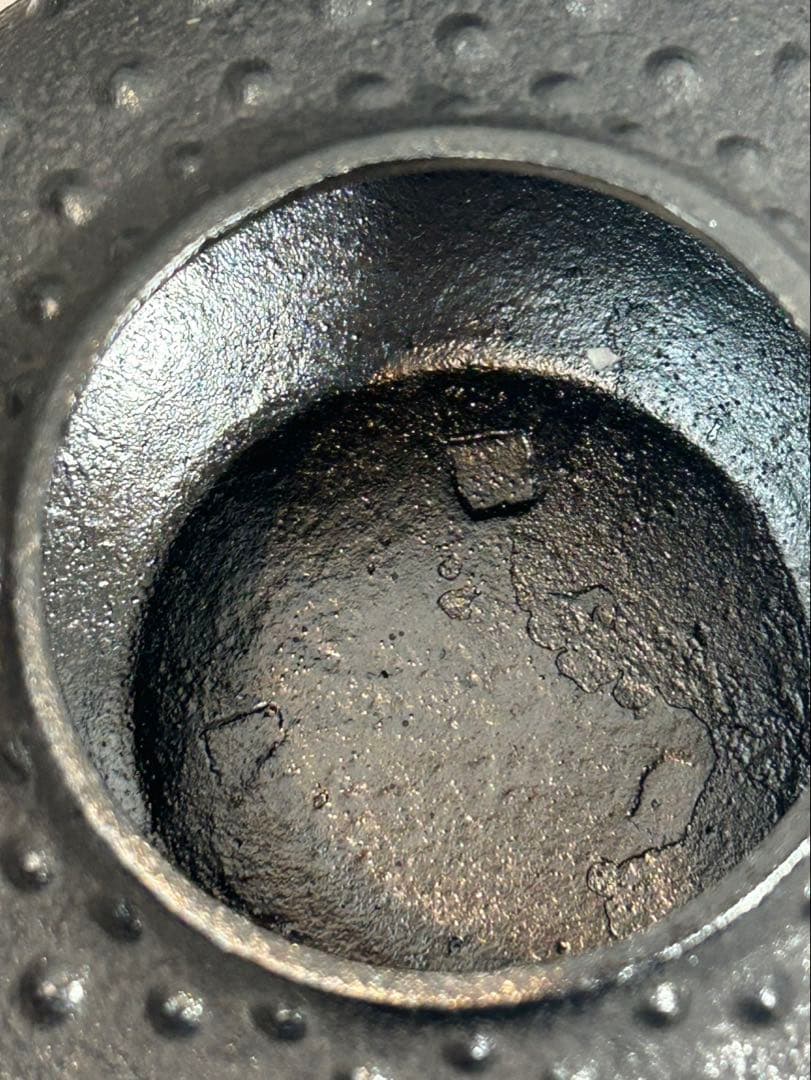 未使用品　南部伝統工芸品　南部匠銘　中アラレ　南部鉄瓶　南部鉄器　鉄瓶