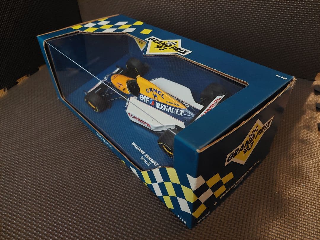 PMA 1/18 ＃０ ウィリアムズ ルノー FW15 D.ヒル キャメルロゴ