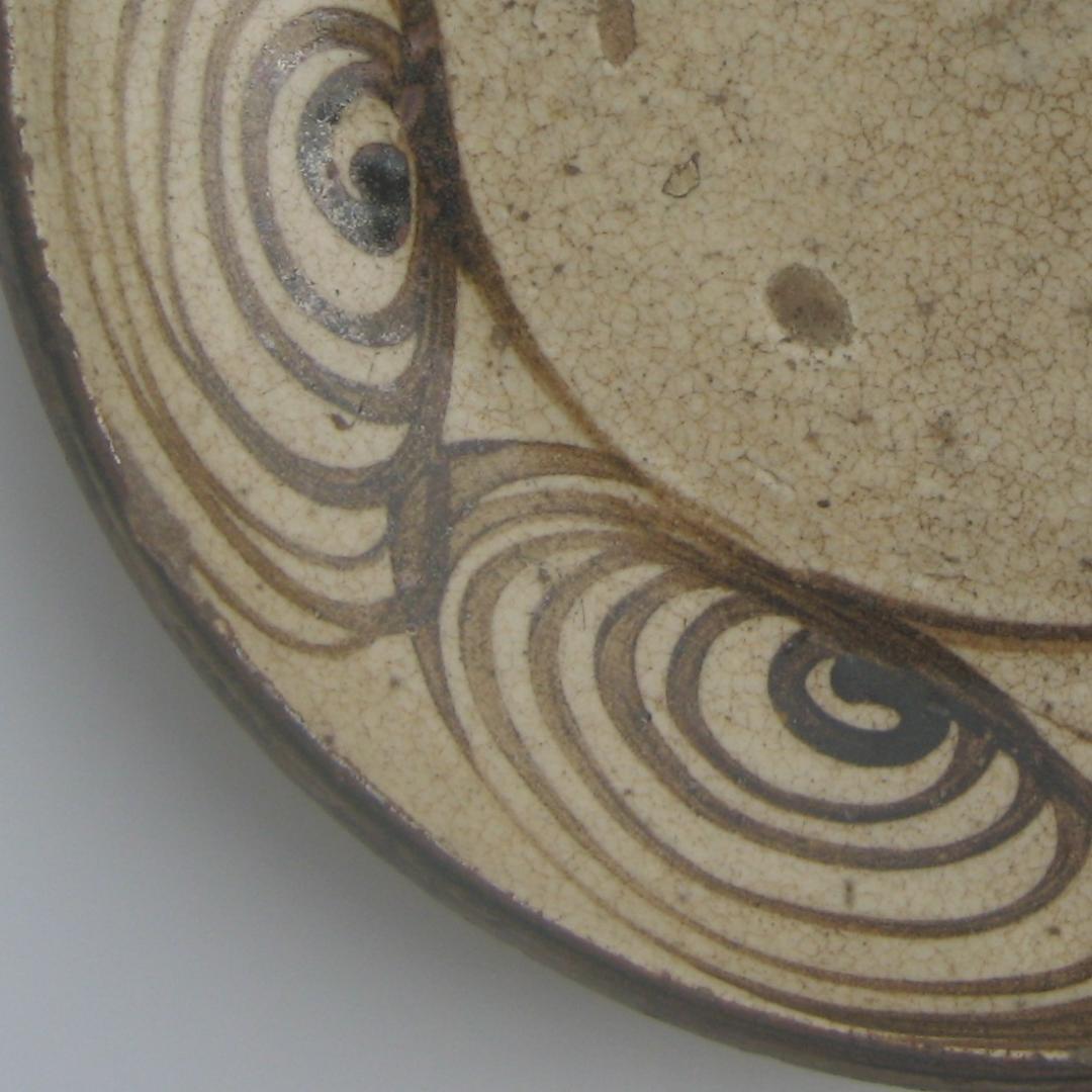 江戸時代の瀬戸の大皿「馬の目]９寸皿ー直径２６.５cm　深さ ６cm）