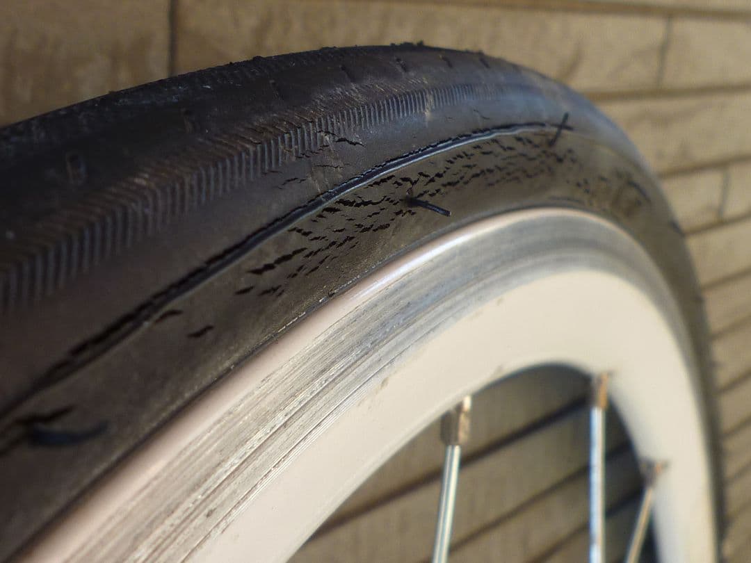 700Cホイール前後セット ホワイトリム ピスト タイヤ付きTPUチューブ