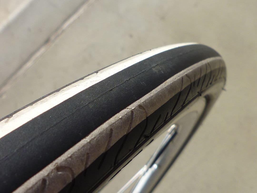 700Cホイール前後セット ホワイトリム ピスト タイヤ付きTPUチューブ