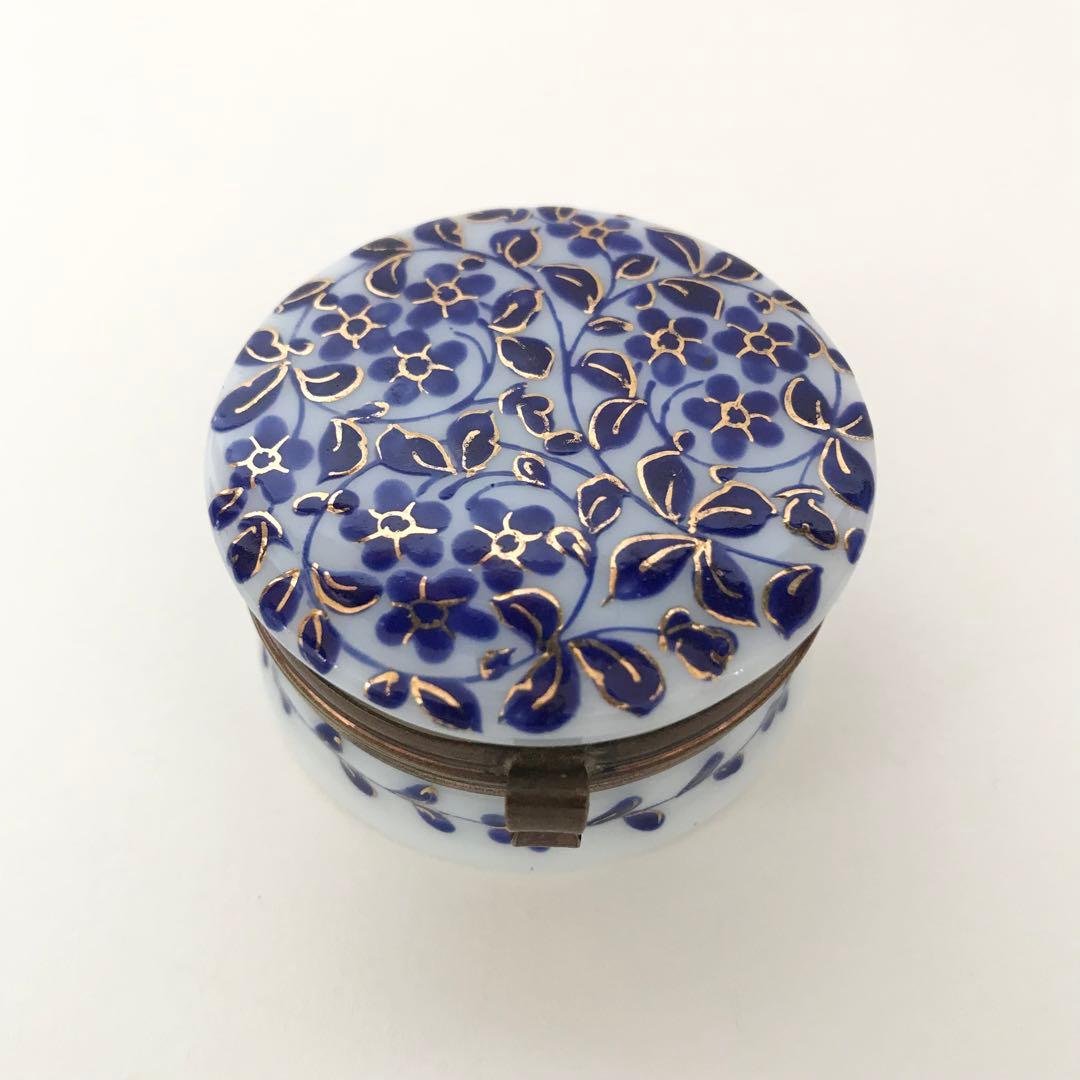 ミルクガラス ピルケース 小物入れ アンティーク