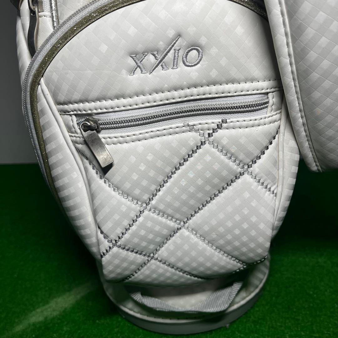 D449 XXIO ゼクシオ キャディバッグ ホワイト 白 レディース