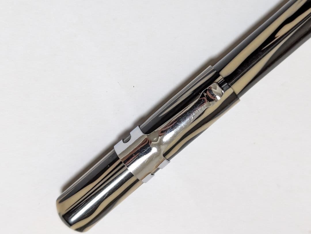 五十音　ミミック　ペンギン　鉛筆補助軸