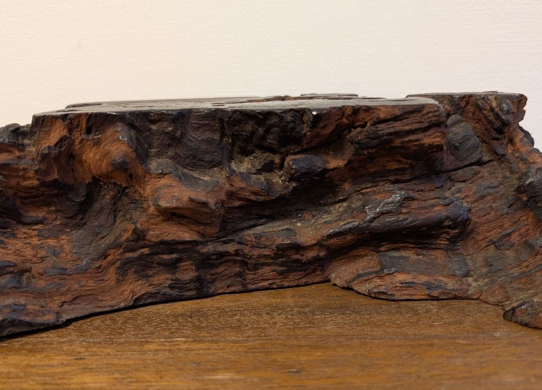 枯木　古木　木製仏像台 黒漆塗り　波濤彫刻　古美術　骨董