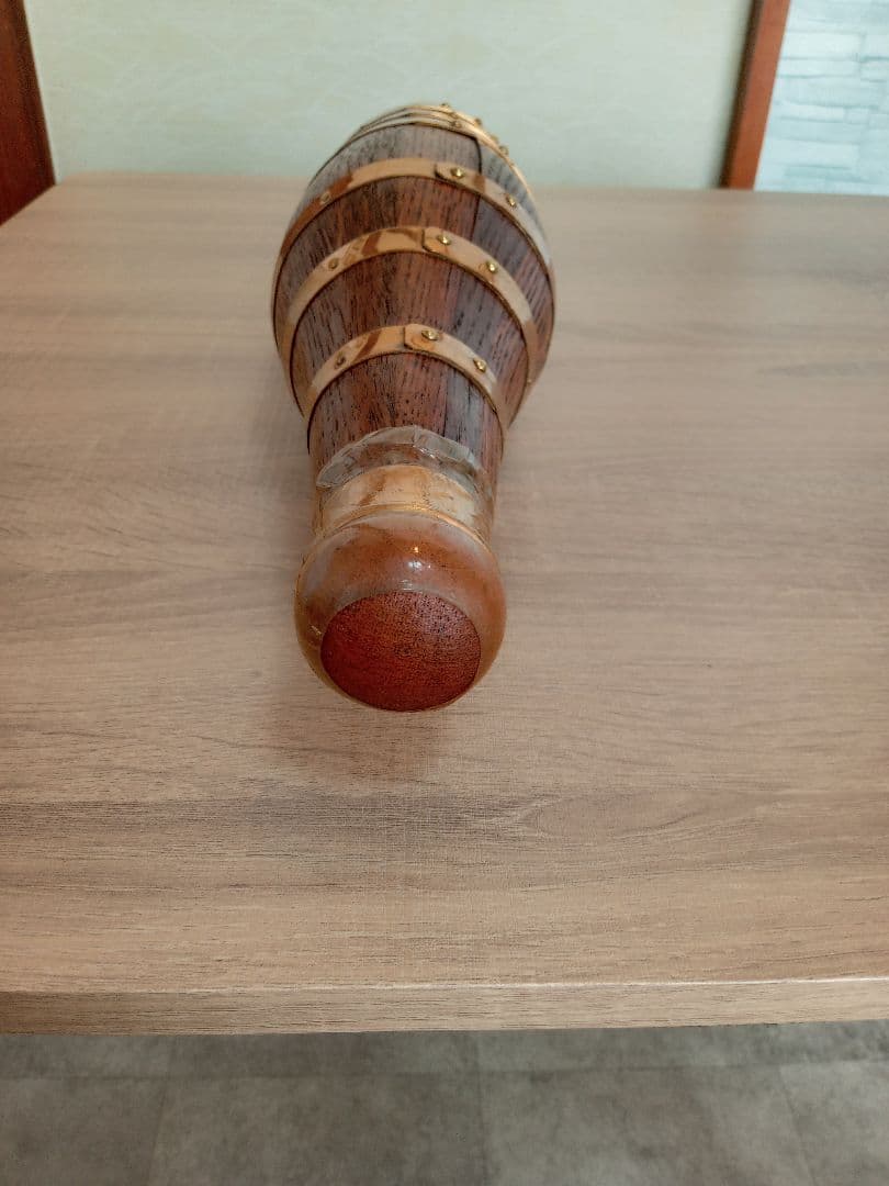 Prince Hubert de Polignac 木製ボトル