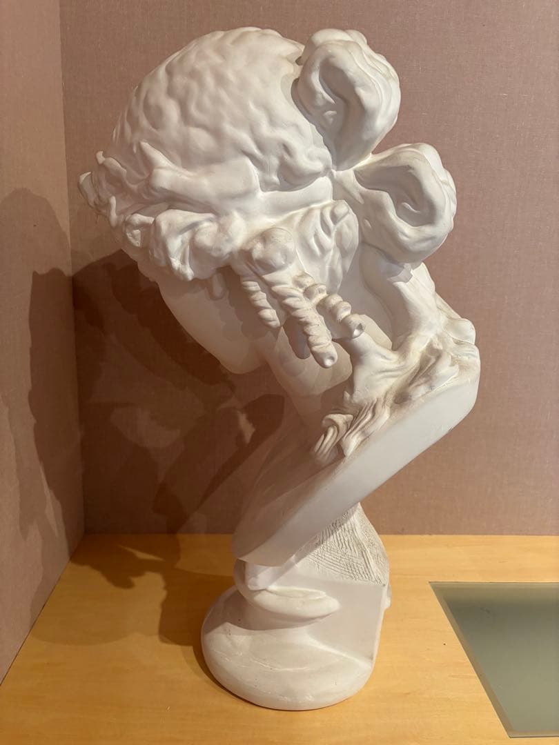 アリアス胸像 石膏像