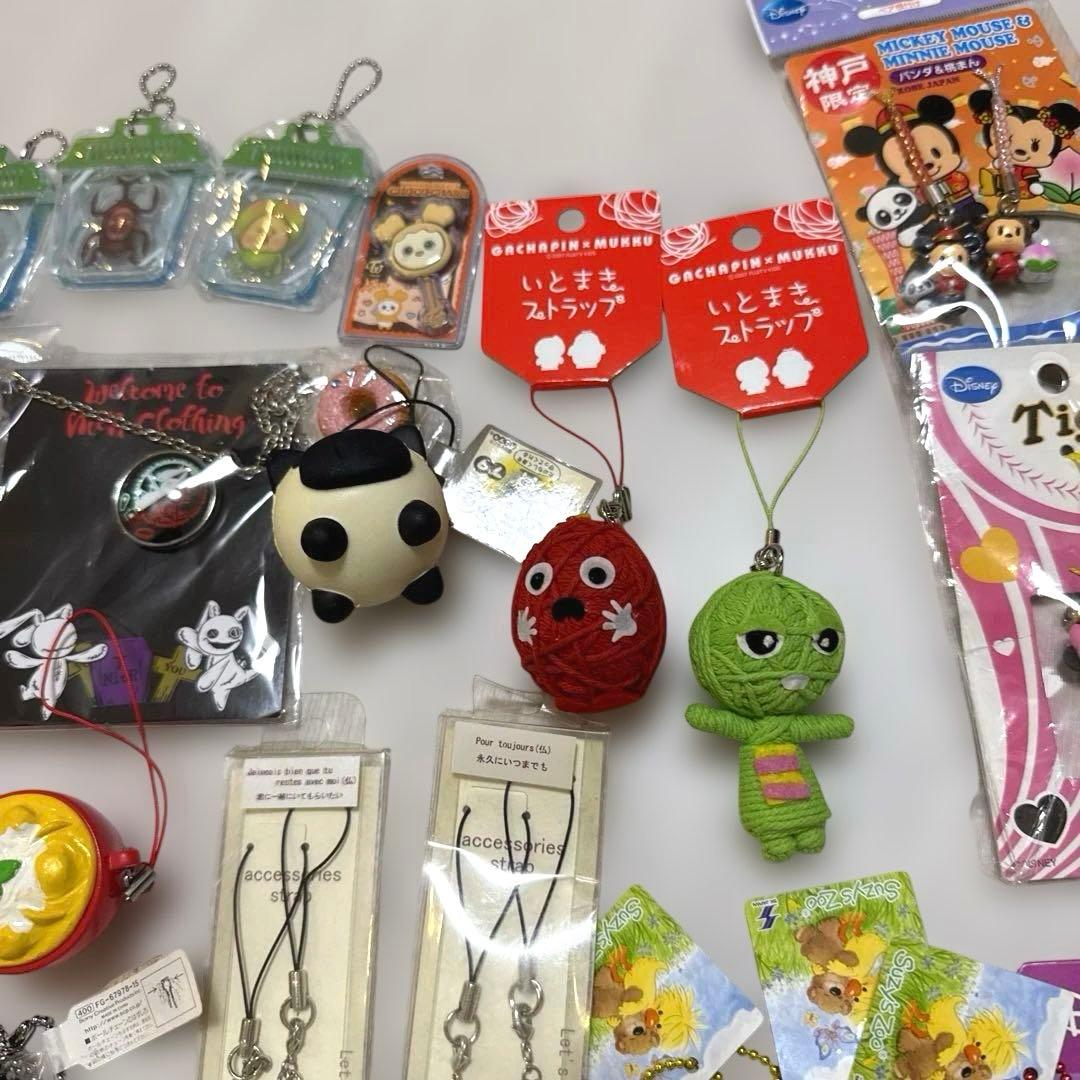 キャラクター　キーホルダー　ストラップ　セット