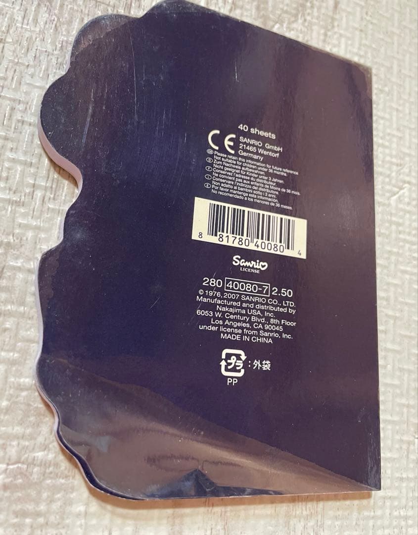 【未使用】ハローキティ　海外限定　ダイカットメモ