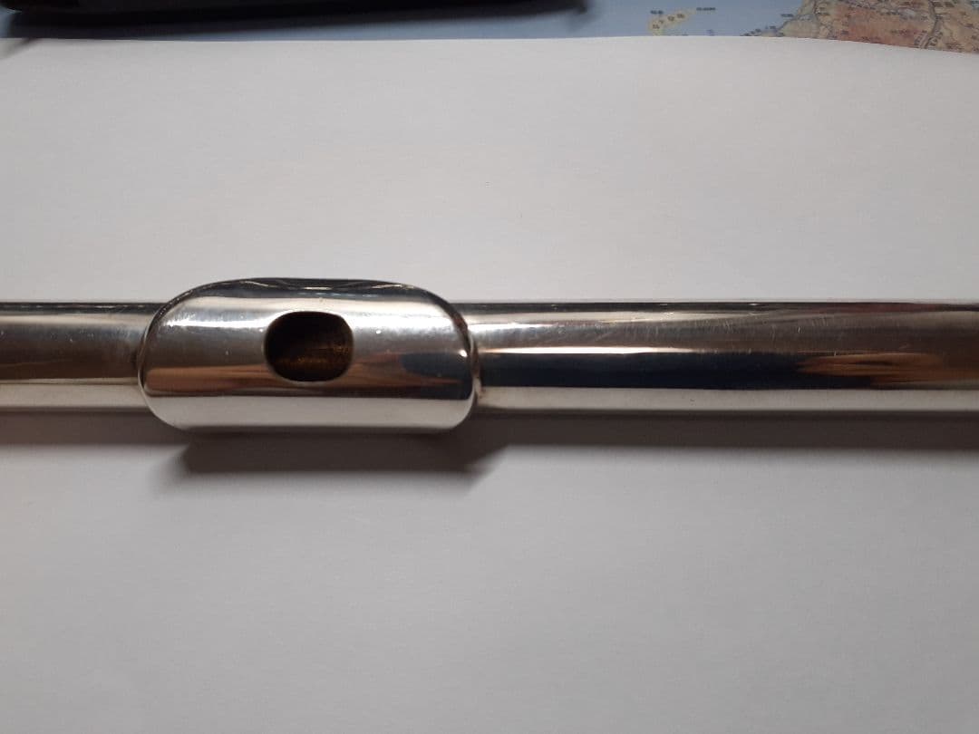 W.T. Armstrong Model 104 フルート ケース付き