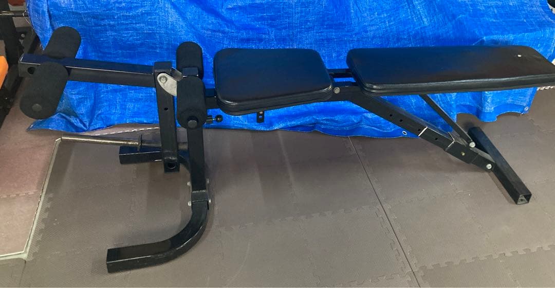 ボディメーカー　インクライン&フラット&デクラインベンチ　レッグイクス&カール