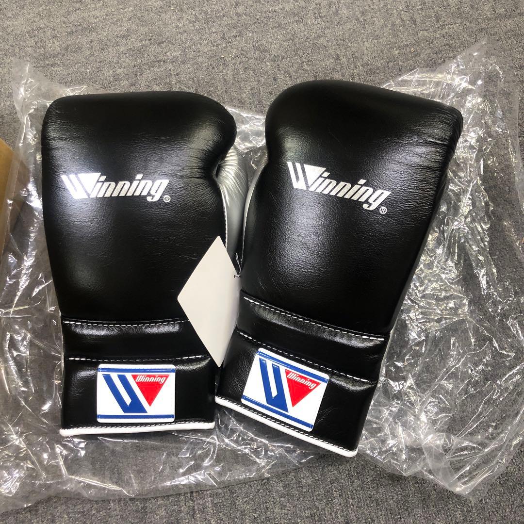 Winning ボクシンググローブ 16 oz ブラック/シルバー