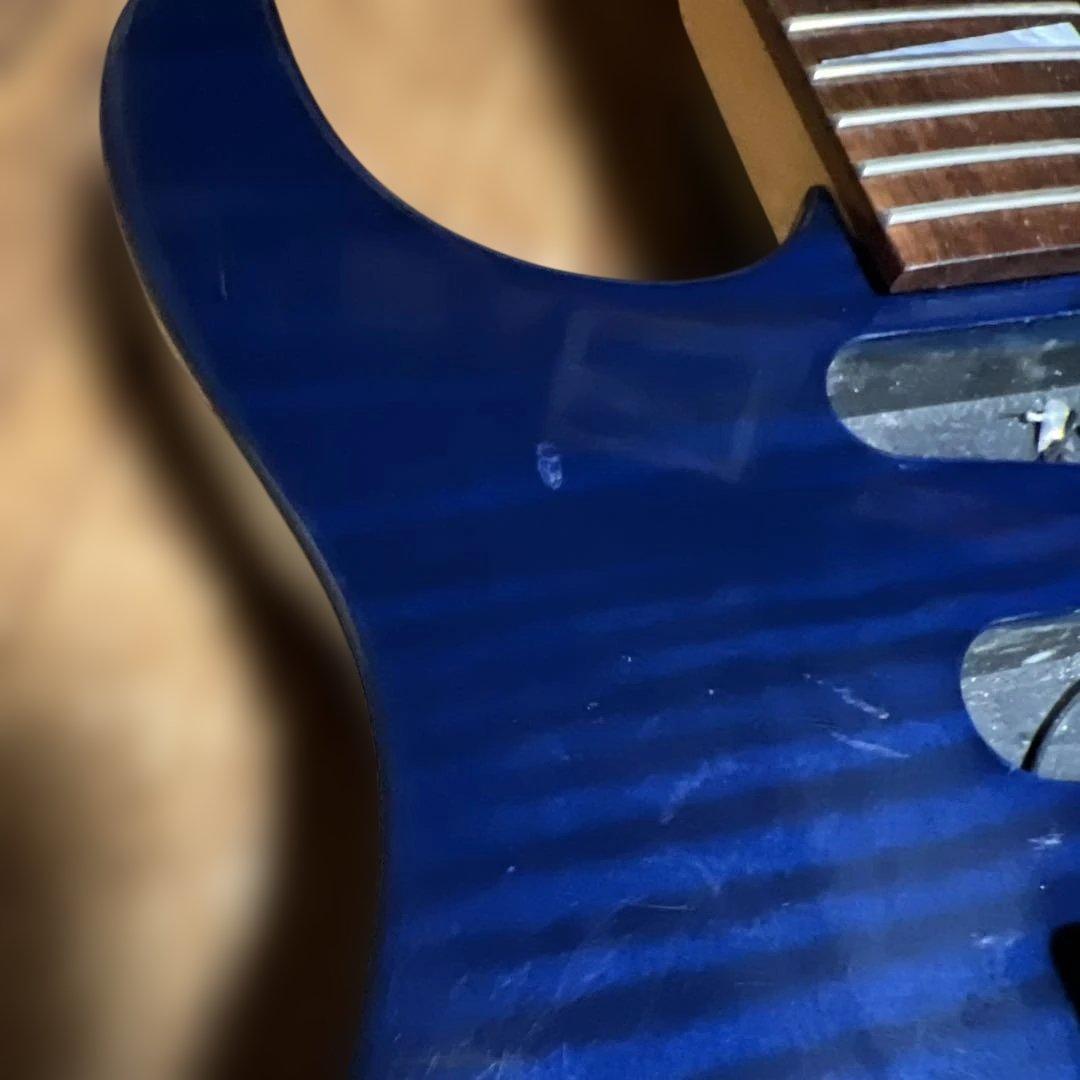 Grover Jackson レフティー　青