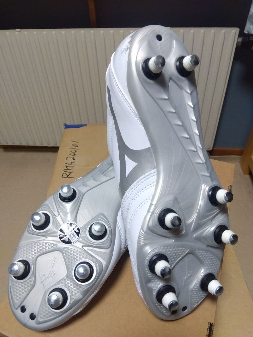 ラグビースパイク／26.5／白×シルバー／R1GA230003／新品・未使用品