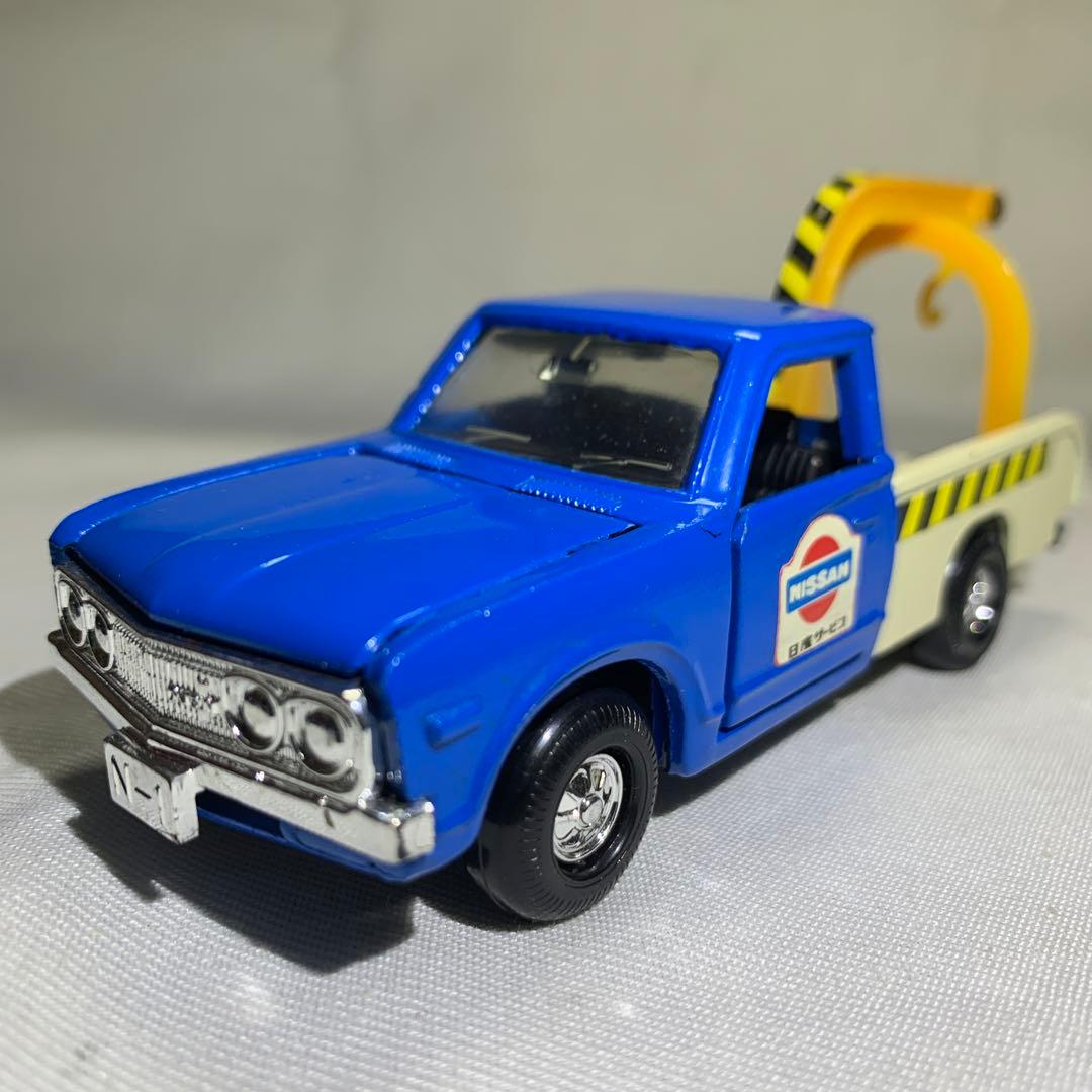 ダイヤペット日産ダツトサンクレーン車