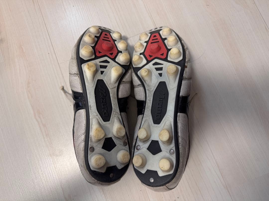 モレリア2Japan 26.0ホワイト