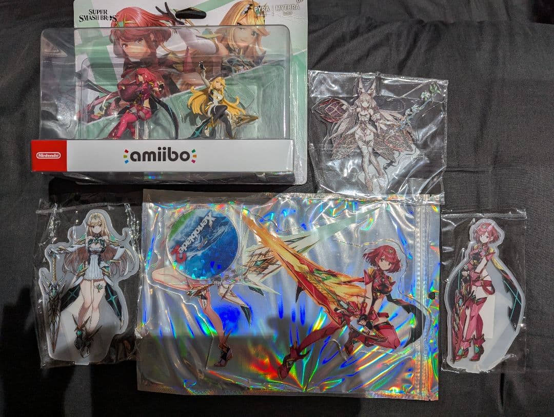 ゼノブレイド2 ホムラ・ヒカリ・ニア フィギュア+ホムヒカamiibo+プレート