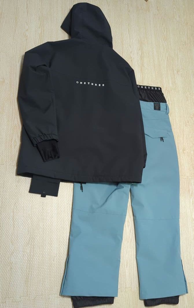 スノーボードウェア ユニセックス　ONEYONE JACKFROST