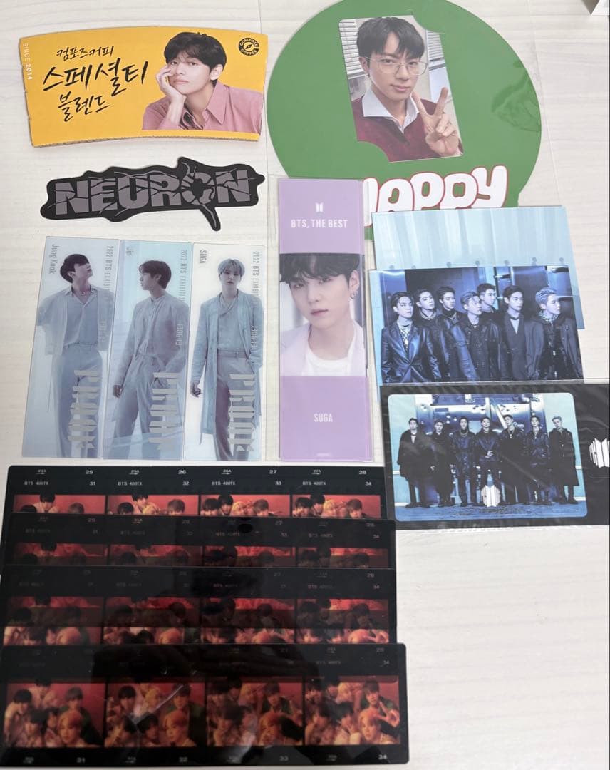 防弾少年団（BTS）グッズまとめ売り（1~16ページ分)