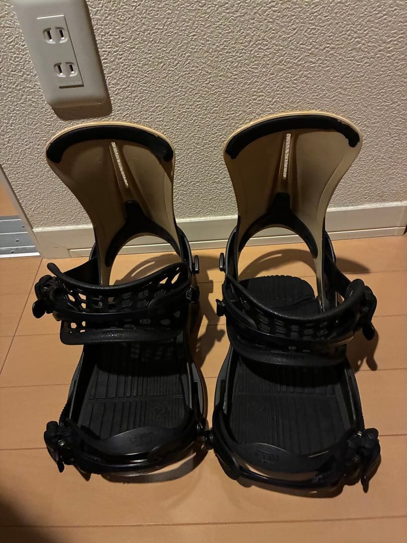 FLUX スノーボード ビンディング ブラック/ウッド