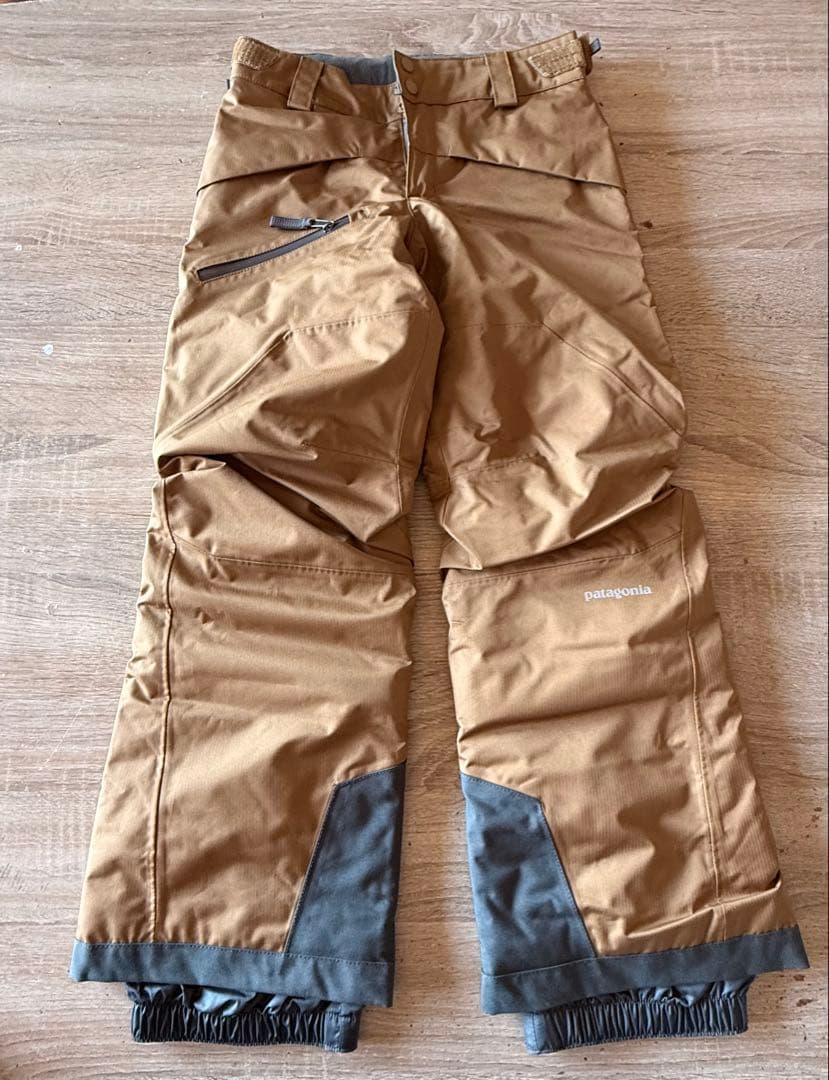 patagonia 子ども用スキーウェア 上下セット