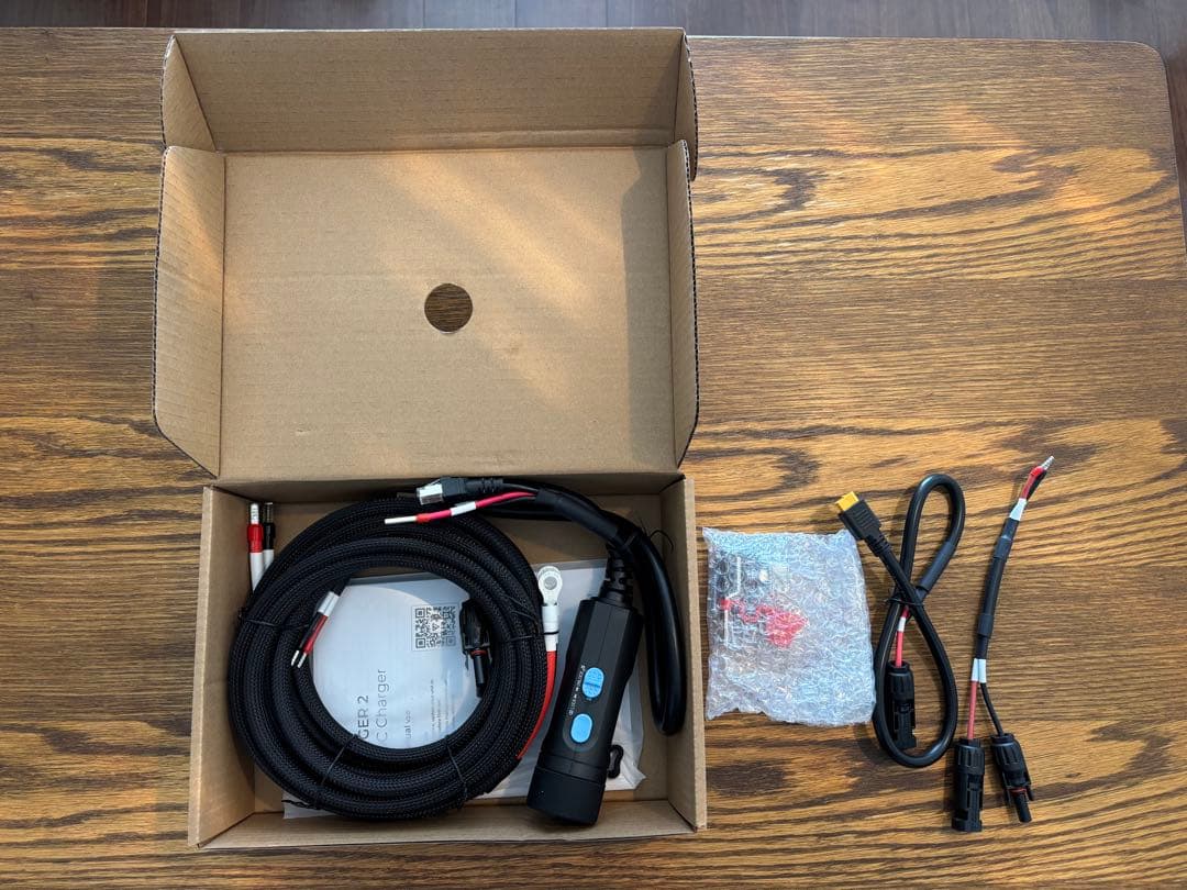 新品・付属品あり　BLUETTI CHARGER 2 DC-DC Charger