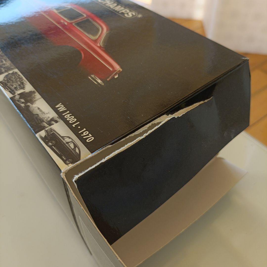 ミニチャンプス製 VW 1600 L 1970