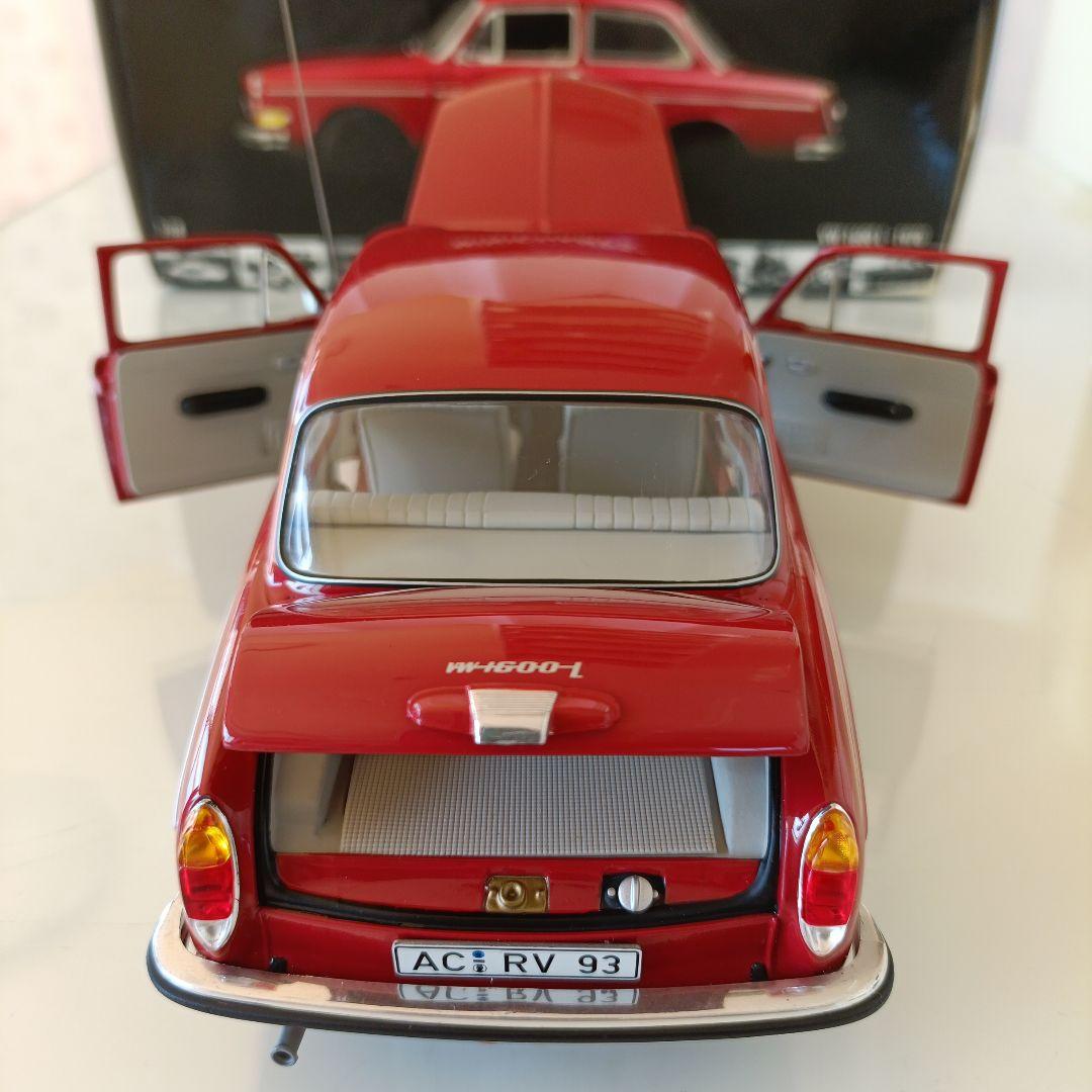 ミニチャンプス製 VW 1600 L 1970