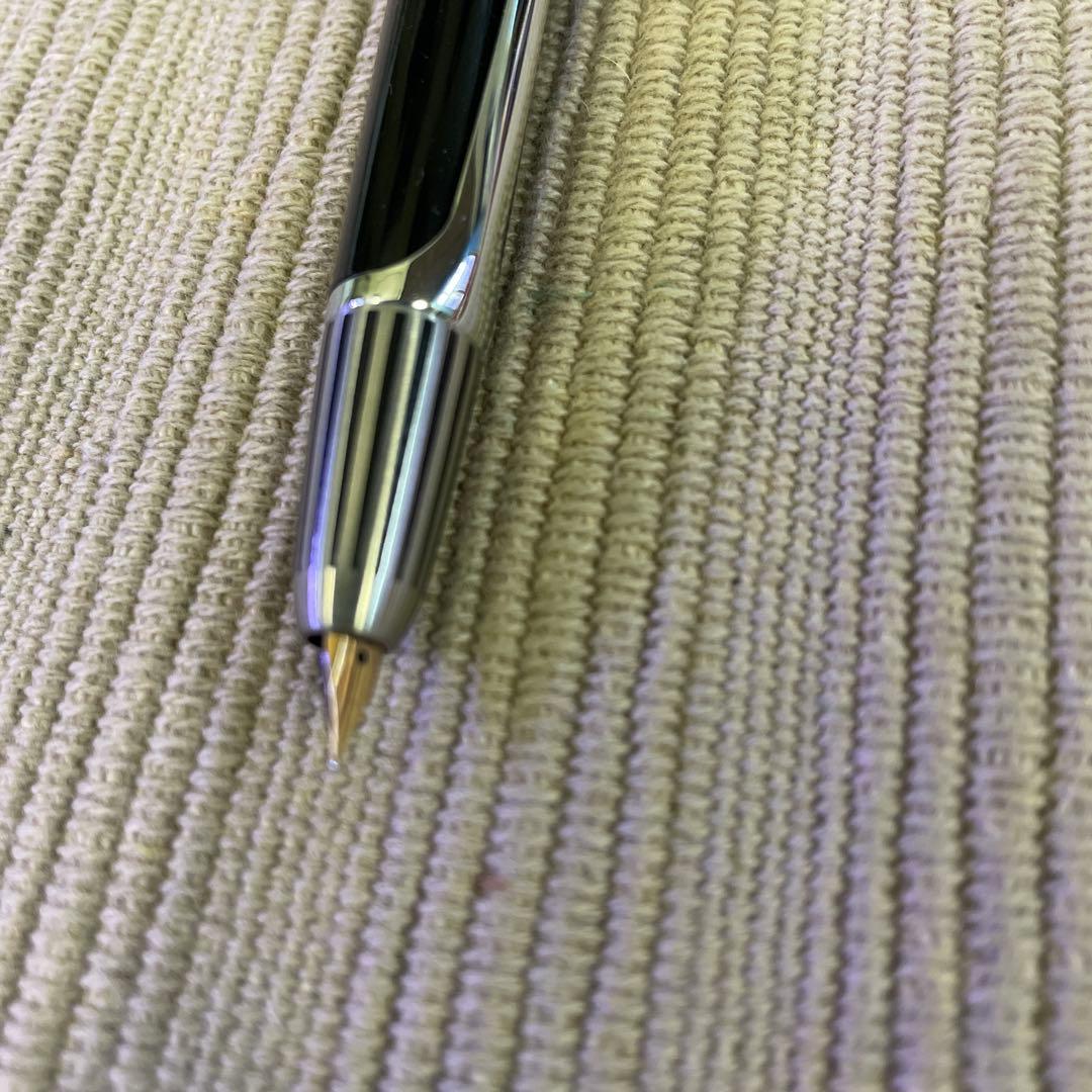 パイロット万年筆 キャップレス 14K ストライプ PILOT CAPLESS