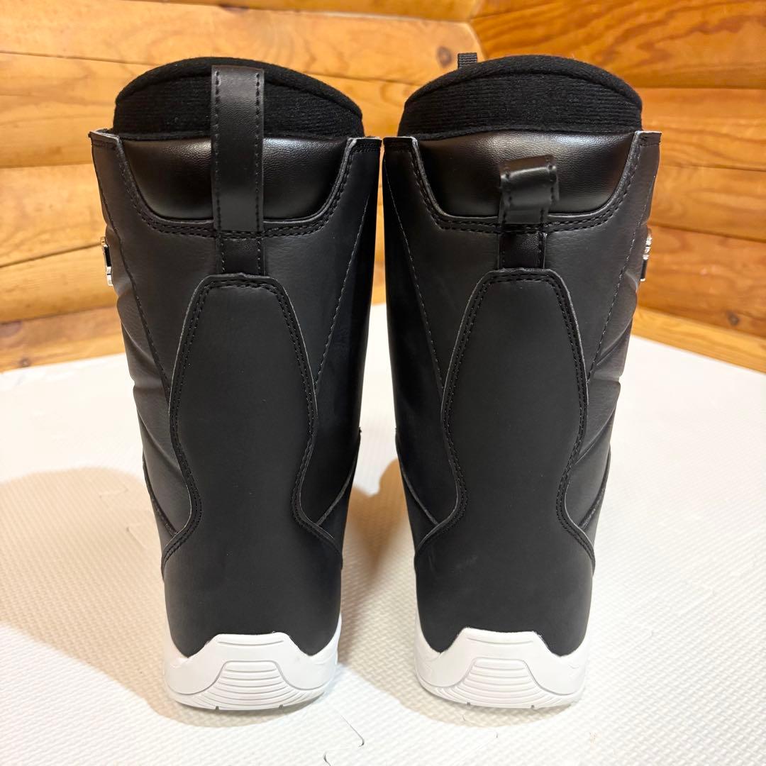 【美品】ディビジョン DIVISION スノーボードブーツ BOA 24cm