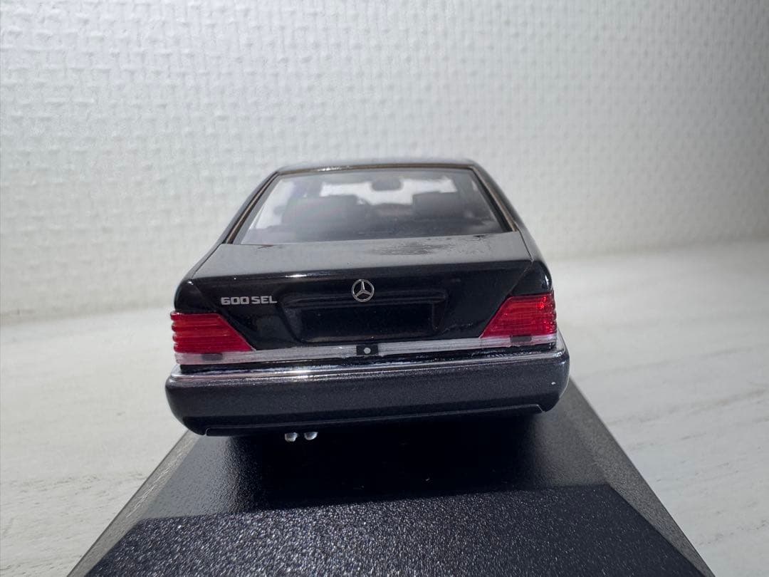 Mercedes-Benz 600 SEL ミニカー 1991年製