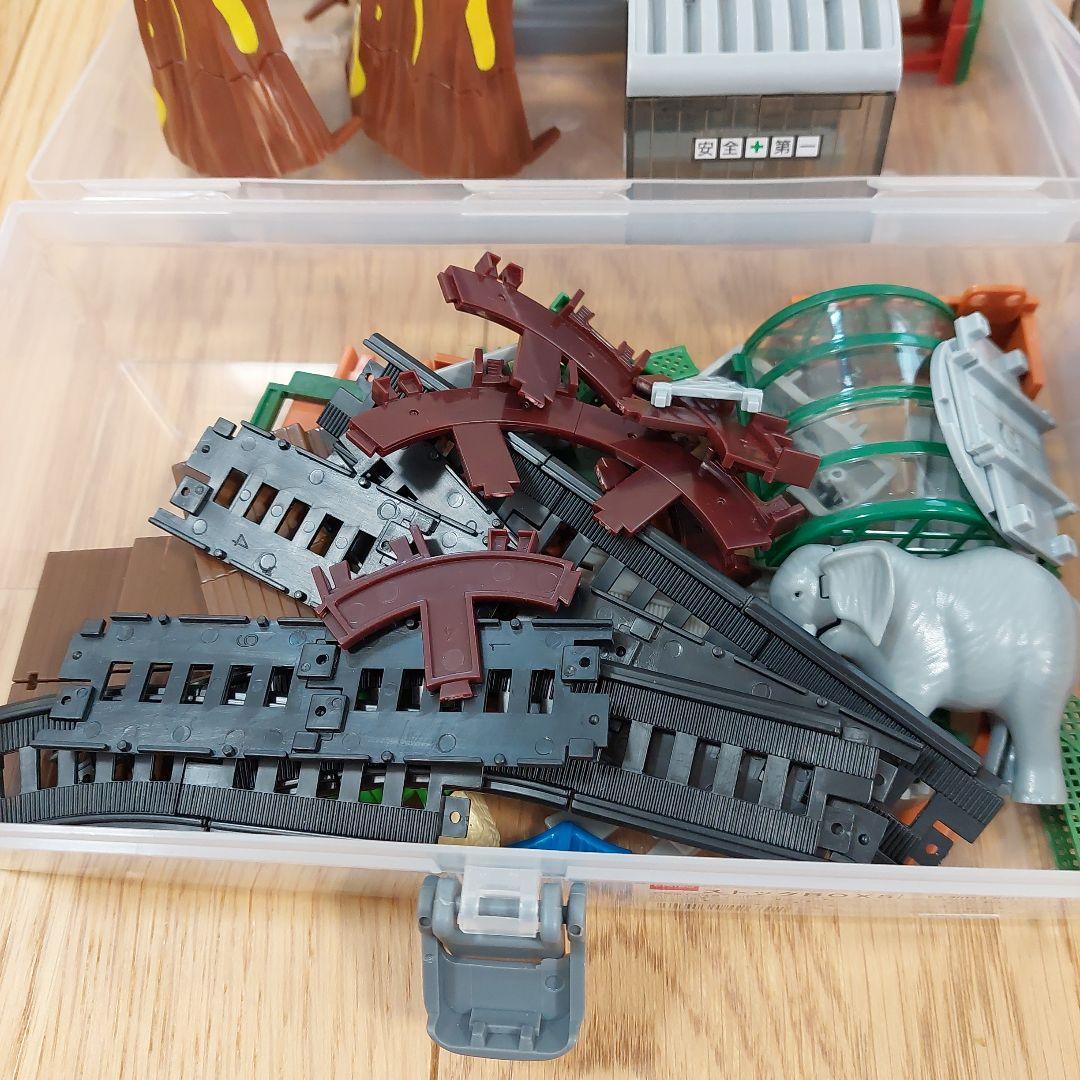 カプセルプラレール　トーマス　他