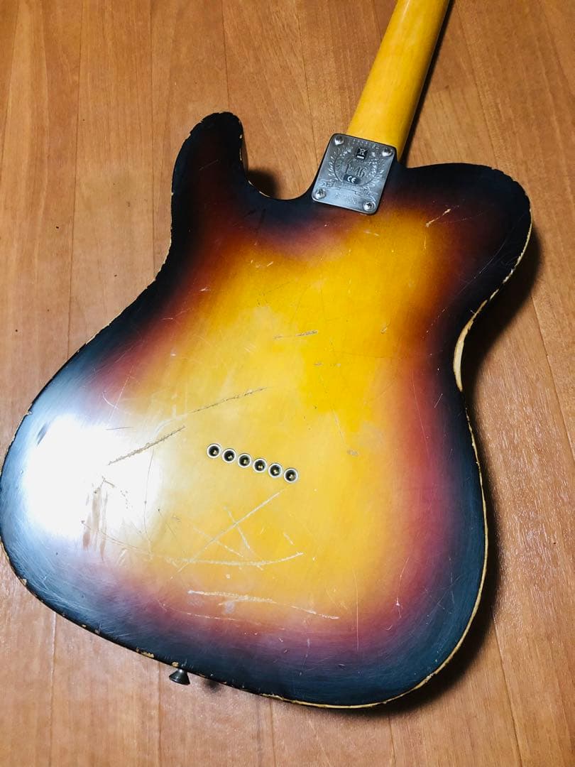 る*る様 1/28までFender USA American Vintage 1