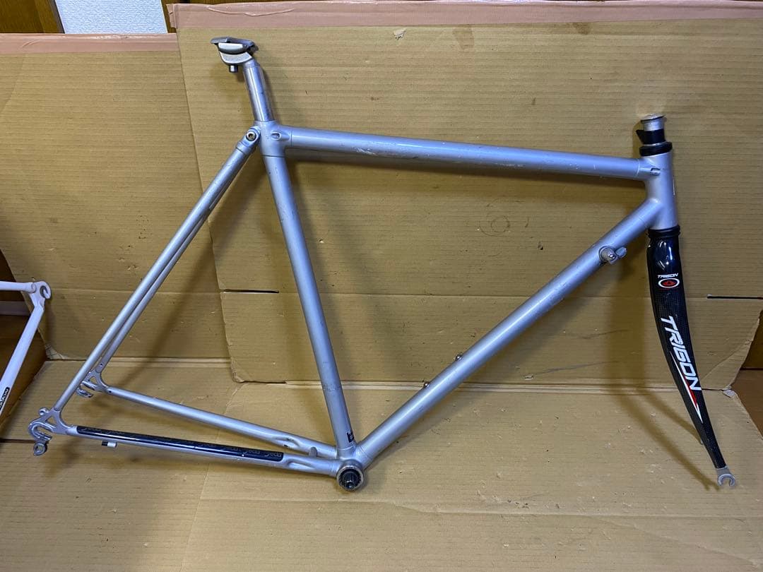 ブリヂストン　ロードバイクフレーム　トライゴン　カーボンフォーク