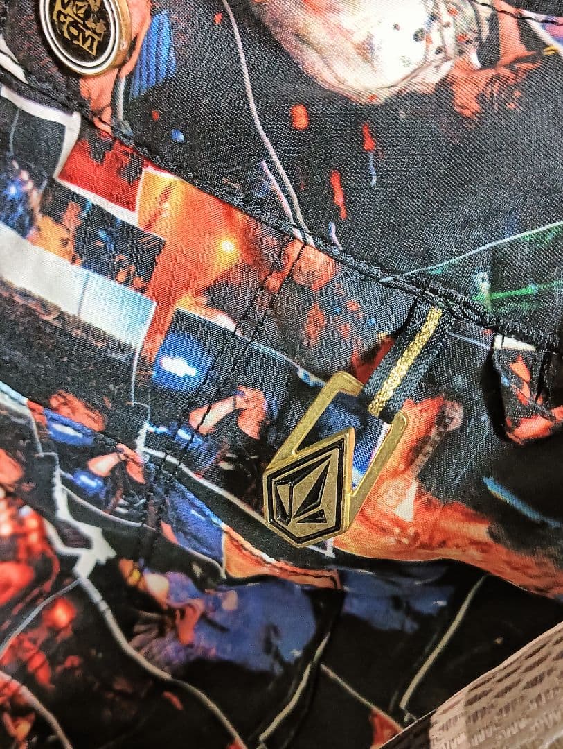 Volcom スノーボードウェア 黒/ピンク