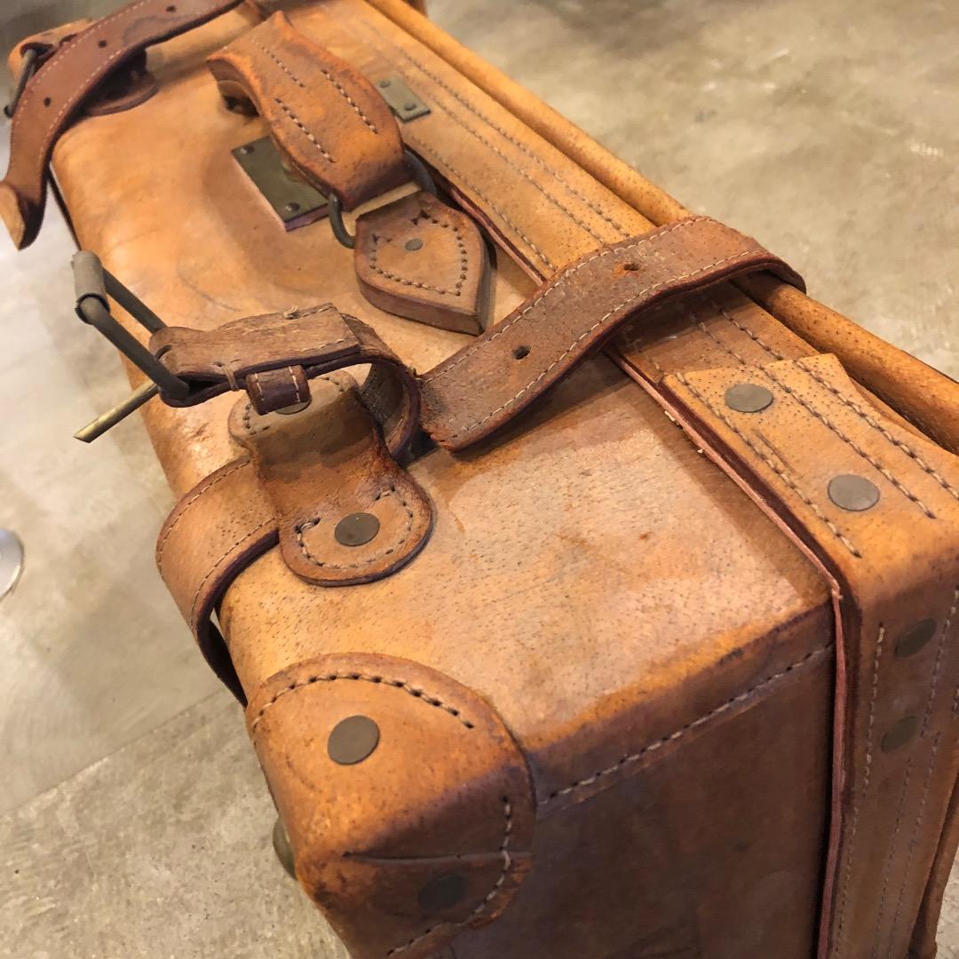 昭和レトロ　レザートランク　アンティークトランク　革製　レトロ雑貨　レザー雑貨