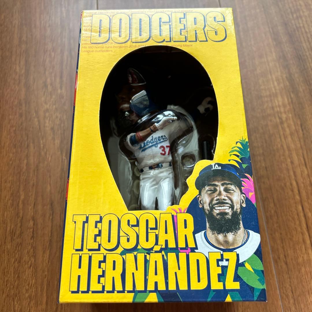 未開封　ドジャース　テオスカーヘルナンデス　最新ボブルヘッド