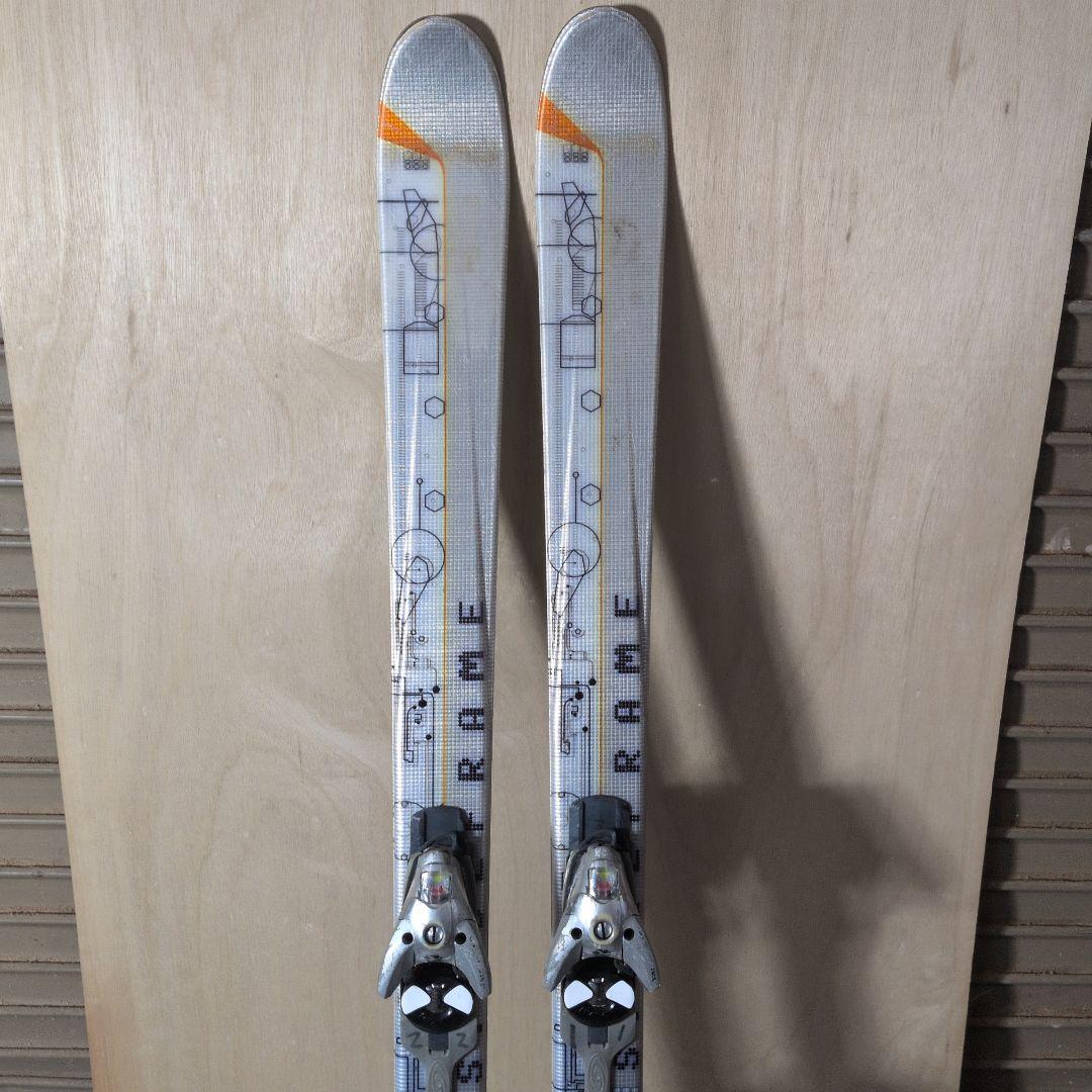 SALOMON　テンエイティー