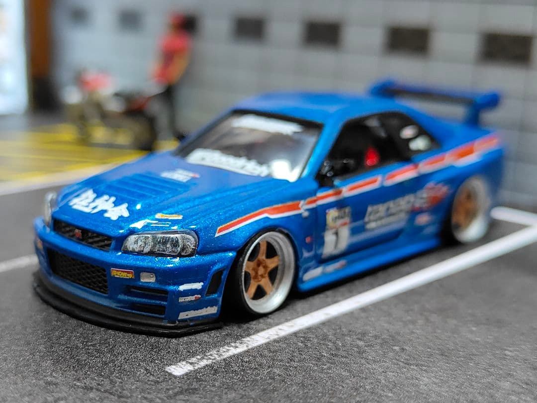 トミカプレミアムトミカ改造 日産 R34 カスタム ☆深リム ☆ホットウィール