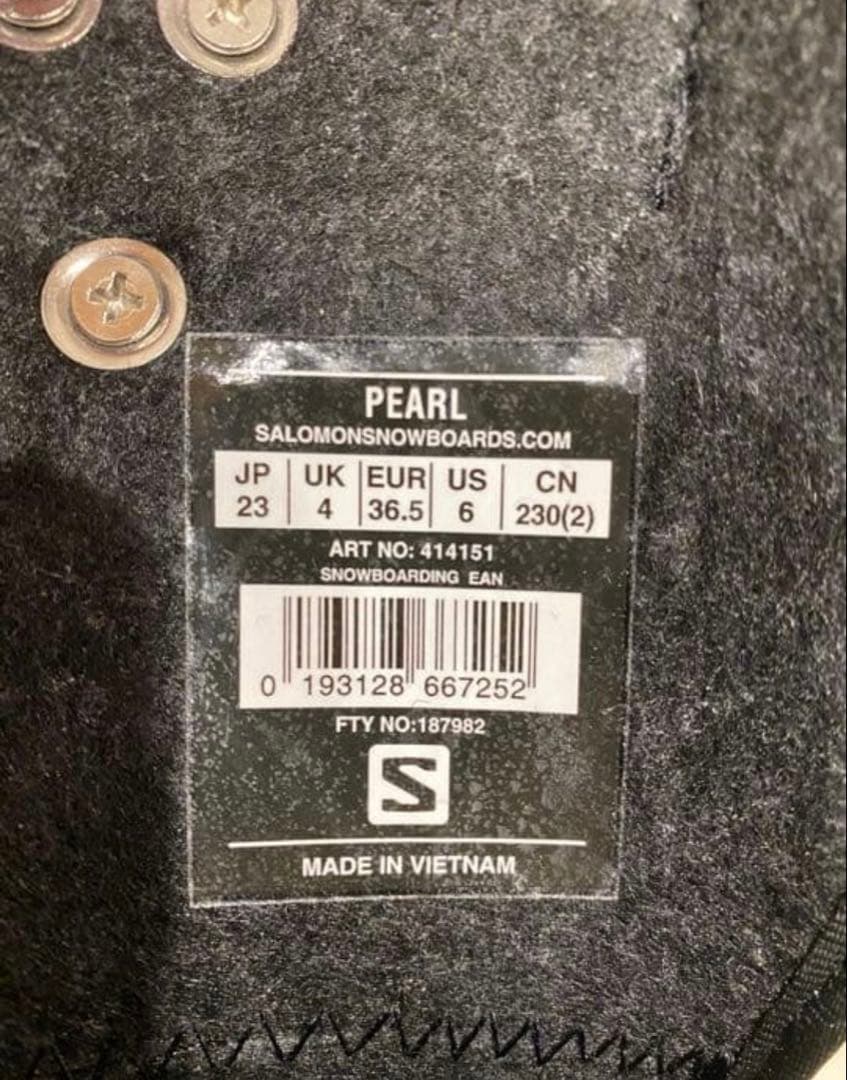 1度のみ使用Salomonサロモン PEARL 23.0cm