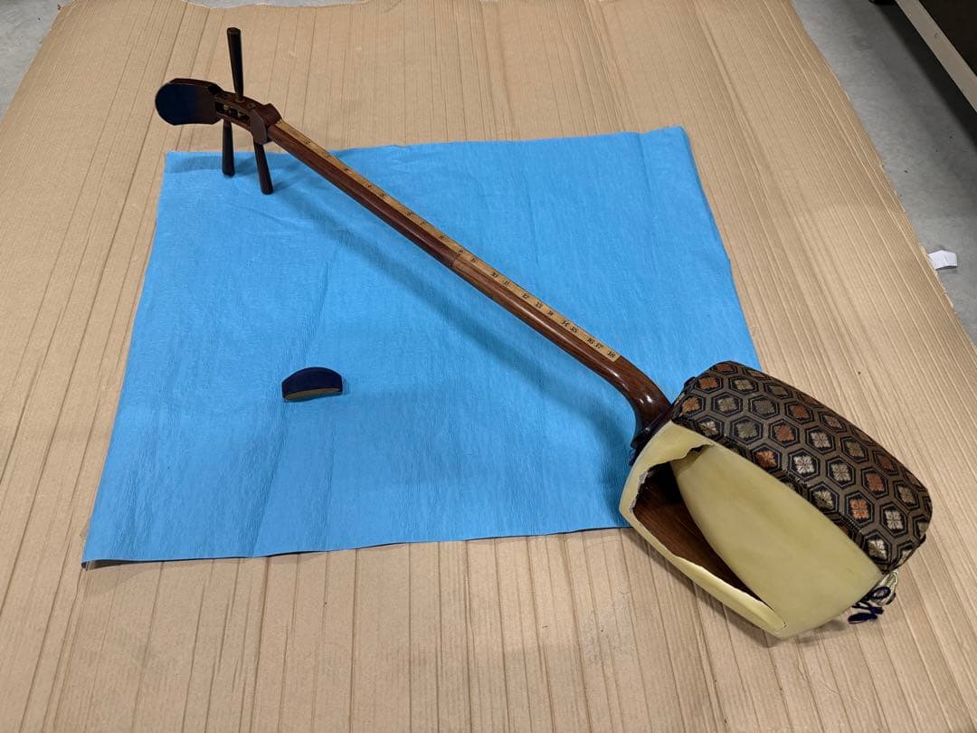 三味線本体 木製 白色