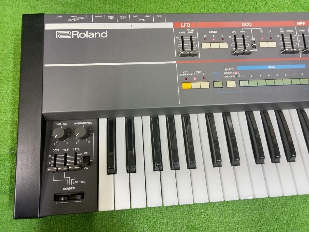 Roland JUNO-106 　シンセサイザー