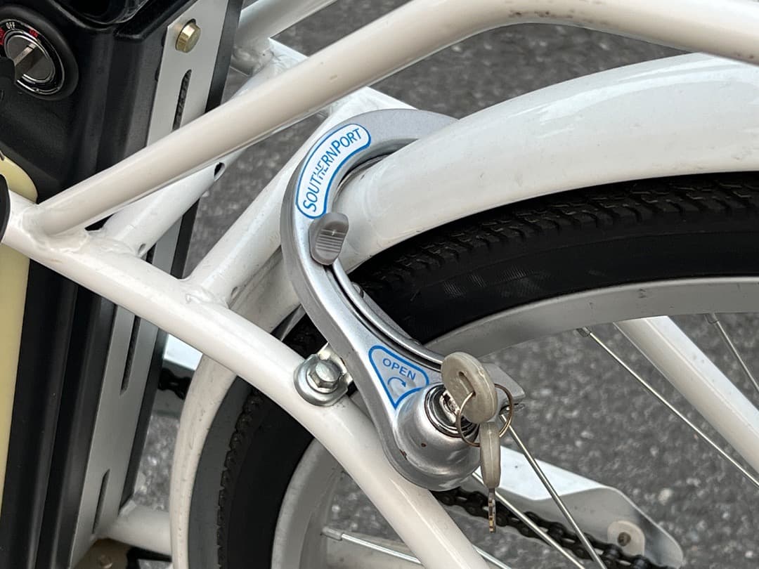 【引き取り希望】電動自転車 ペダル付 26インチ ママチャリ