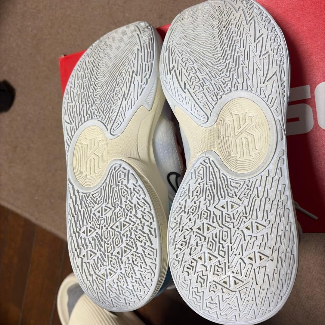 Nike Kyrie Low5　ナイキ 26.5cm