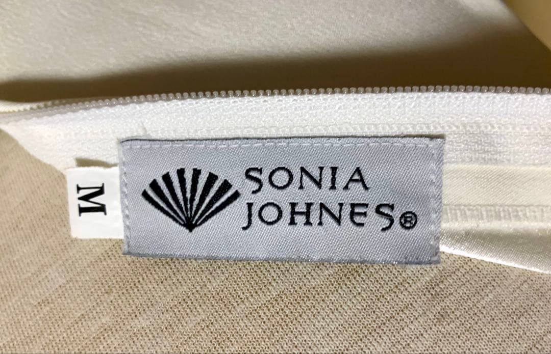 フラメンコ衣装　ソニアジョーンズ上下セット　ピンク✖️白　サイズS〜M