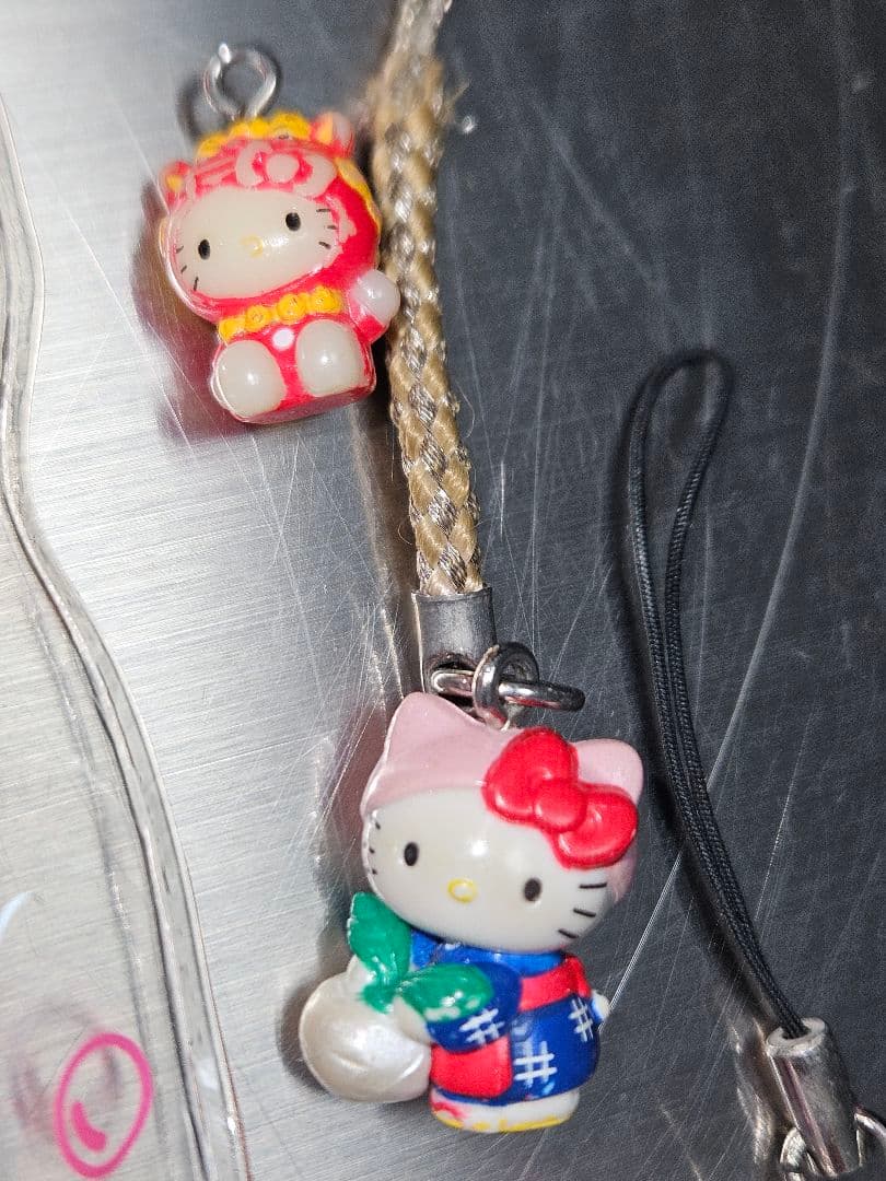 ✨ 新品 ✨　非売品　ハローキティ　ご当地他　ストラップ　12　セット　サンリオ