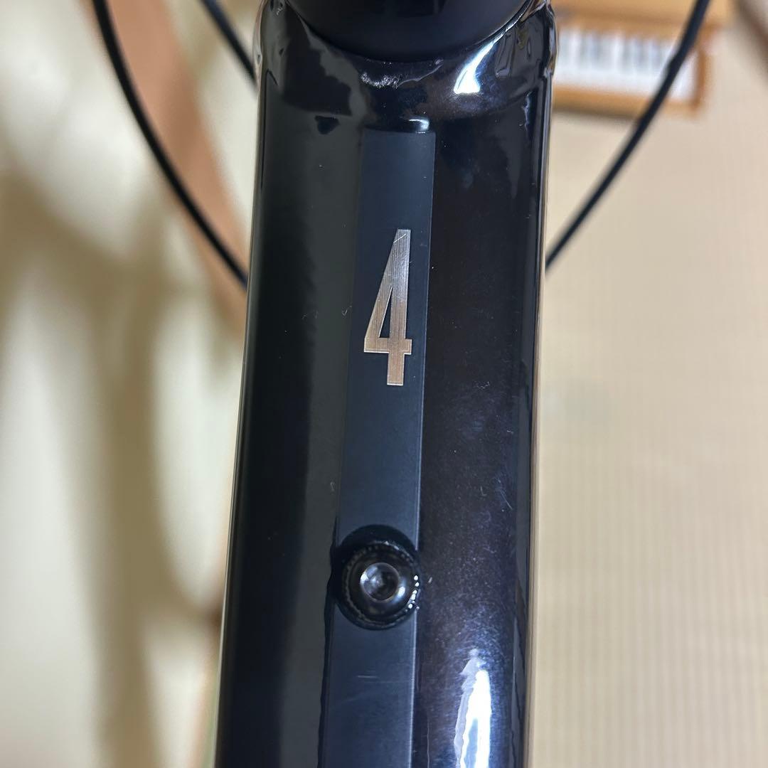 トレック Domane AL4 disc ロードバイク カーボンホイール 付属品